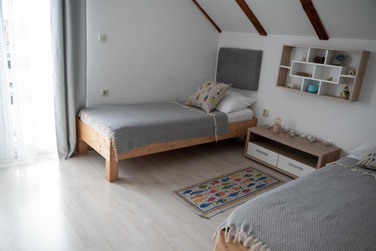 Apartman Milutin Vrsi Extérieur photo