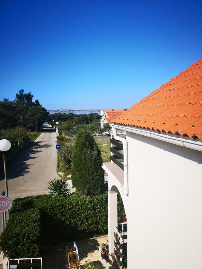 Apartman Milutin Vrsi Extérieur photo