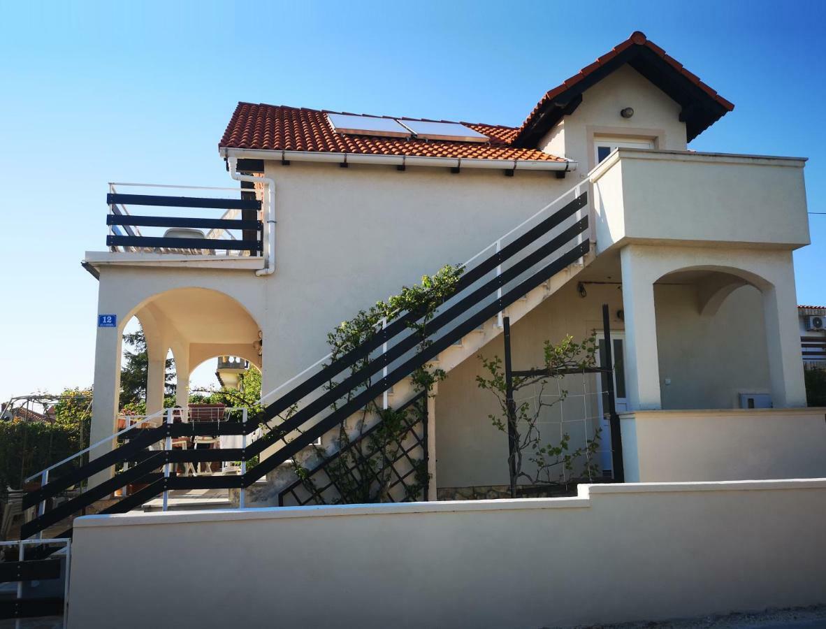 Apartman Milutin Vrsi Extérieur photo